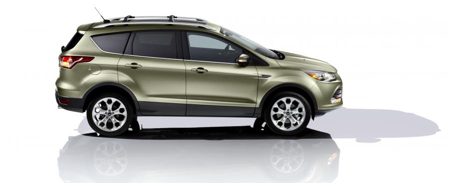  Ford Escape 2013 года  (фото 212 из 222)